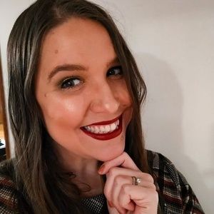 Meet your Posher, Stacie